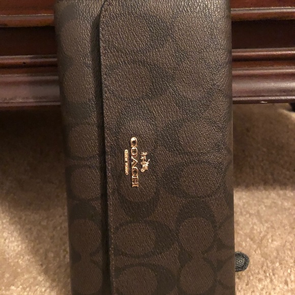 Coach Handbags - Coach Wallet